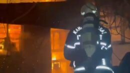 Kahramanmaraş’ta metruk evde yangın