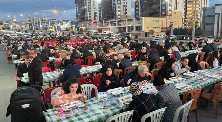Yirmiikigün Mahallesi’nde 22’nci Ramazan’ın, 22’nci iftarı