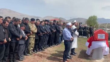 5 gün önce nişanlanmıştı: Kazada hayatını kaybeden jandarma personeli toprağa verildi
