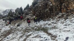Kahramanmaraş’ta kayalıklardan düşen bir kişi hayatını kaybetti