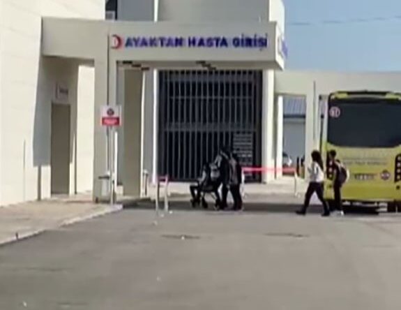 Rahatsızlanan yolcu otobüsle hastaneye ulaştırıldı