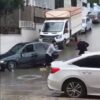 Pompalı tüfekle saldırdı, silah tutukluk yaptı: O anlar kamerada