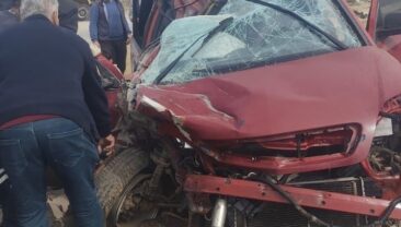 Otomobil, kamyonla çarpıştı 14 yaşındaki sürücü hayatını kaybetti