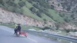 Telef olduğu iddia edilen köpeği motosikletle sürüklediler