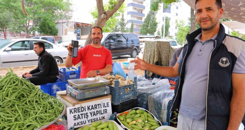 Pazarda kolay ödeme dönemi: İster kartla ister karekodla ödeme