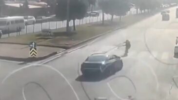 Kahramanmaraş’ta otomobil yayaya çarptı