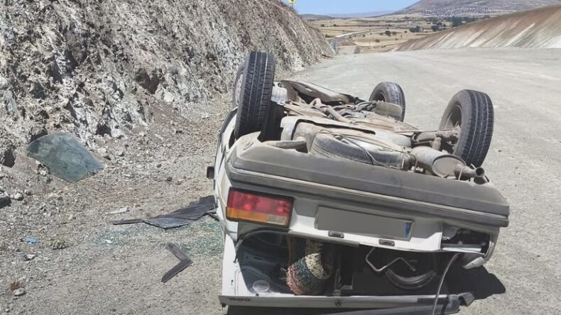 Afşin’de Takla Atan Otomobilde 2 Kişi Yaralandı