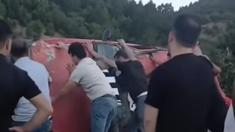 Elencik Yaylası Yolunda Kaza: 4 Kişi Yaralandı