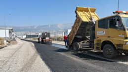 Yeni Sanayi Sitesi Yolu Etaplar Halinde Asfaltlanıyor