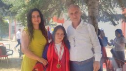 Özel çocuklar mezuniyet coşkusu yaşadı