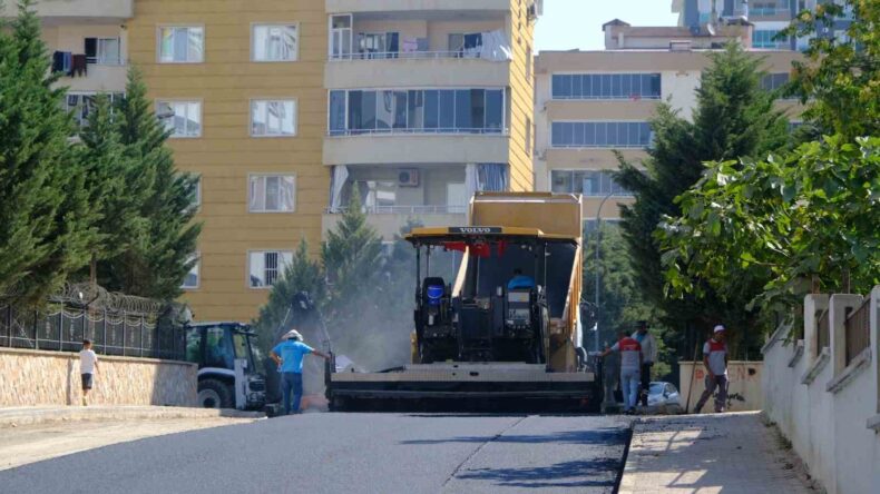 Onikişubat’ta asfalt seferberliği