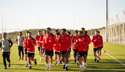 Zirveye İlk Adım: İstiklalspor, Erciyes’te Yeni Sezona Göz Kırptı