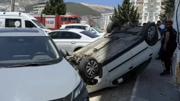 Kahramanmaraş’ta Takla Atan Otomobilden Sürücü Sağ Çıktı