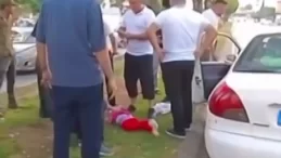 Yolun Karşısına Geçen Çocuklara Otomobil Çarptı: 2 Yaralı