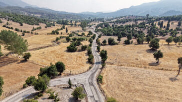 Rıfatiye Mahallesi’nin Yıllardır Süren Yol Sorunu Çözüldü