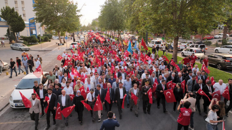 15 Temmuz’da Demokrasi ve Milli Birlik Kortejinde Buluşalım