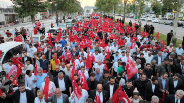 Kahramanmaraş’ta 15 Temmuz Korteji: Binler Tek Yürek Oldu