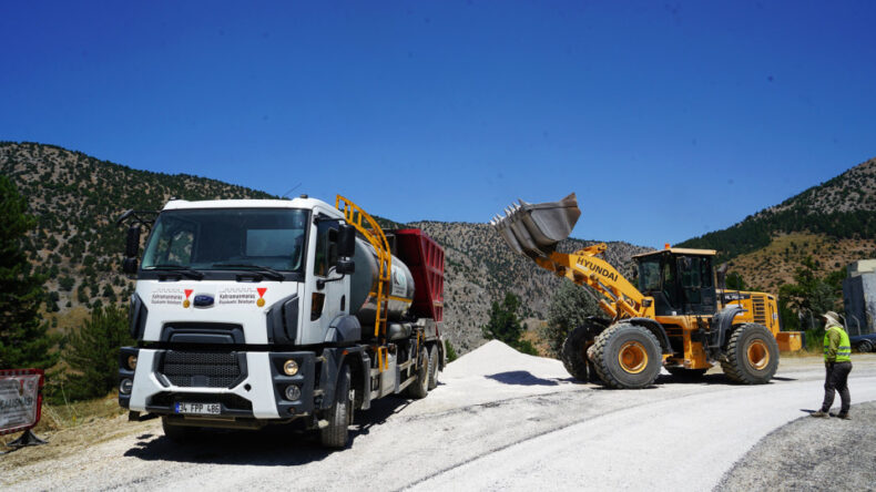 Büyükşehir’den Göksun’un Payamburnu Mahallesine Yol Yatırımı