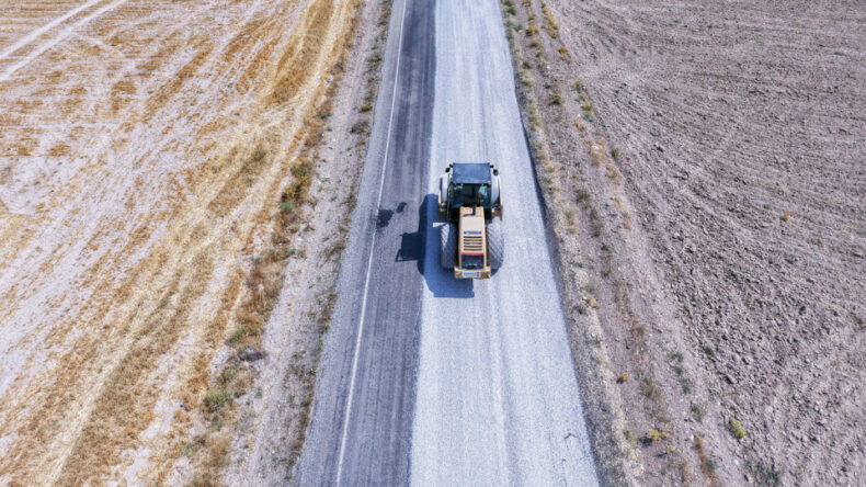 İncecik Yolu Yenileniyor: Elbistan Kırsalında Ulaşım Rahatlıyor
