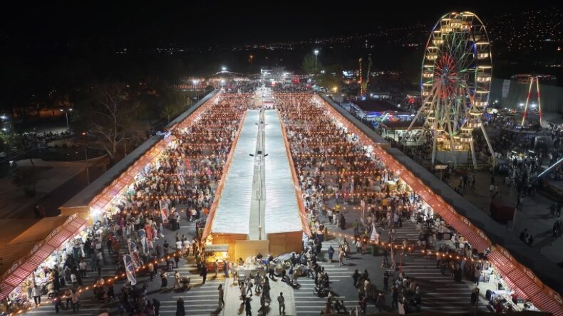 Geleneksel Ağustos Fuarı Coşkulu Etkinliklerle Devam Ediyor