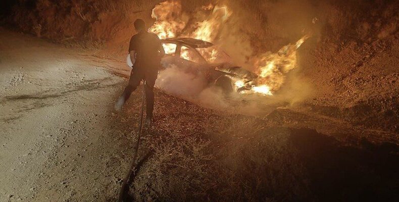 Elbistan’da Seyir Halindeki Otomobil Alev Alev Yandı