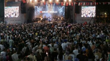 Murat Kekilli Ağustos Fuarı’nda Unutulmaz Bir Gece Yaşattı