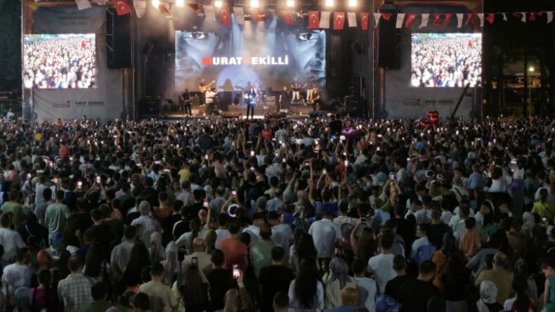 Murat Kekilli Ağustos Fuarı’nda Unutulmaz Bir Gece Yaşattı