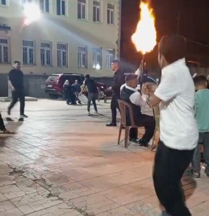 Düğünde havaya ateş açılan anlar kamerada