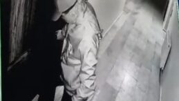 Kahramanmaraş’ta ikamet yangınının nedeni kundaklama çıktı… Daireyi böyle yakmış