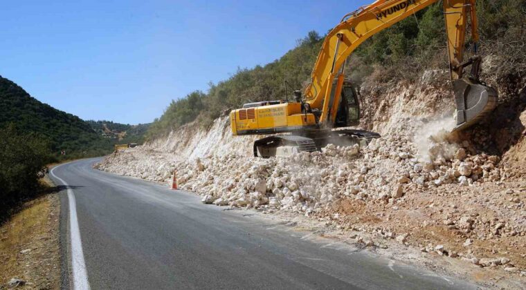 Pazarcık’ta yol çalışması