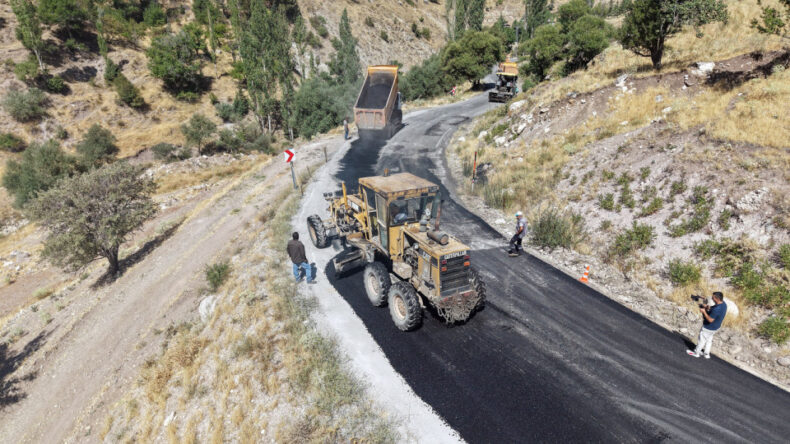 Büyükşehir’den Göksun Kırsalına 12 Milyon TL’lik Yol Yatırımı