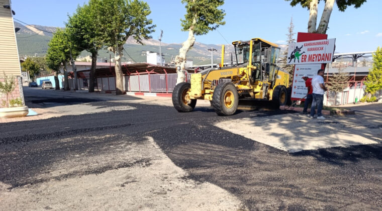 Büyükşehir’den Batıpark Spor Salonu Çevresine Asfalt Düzenlemesi
