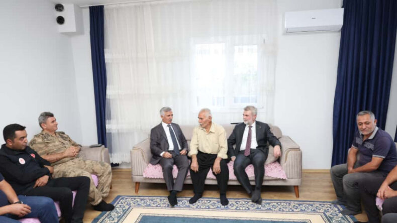Görgel ve Ünlüer, Dulkadiroğlu’nda Köy Evleri Projesini İnceledi