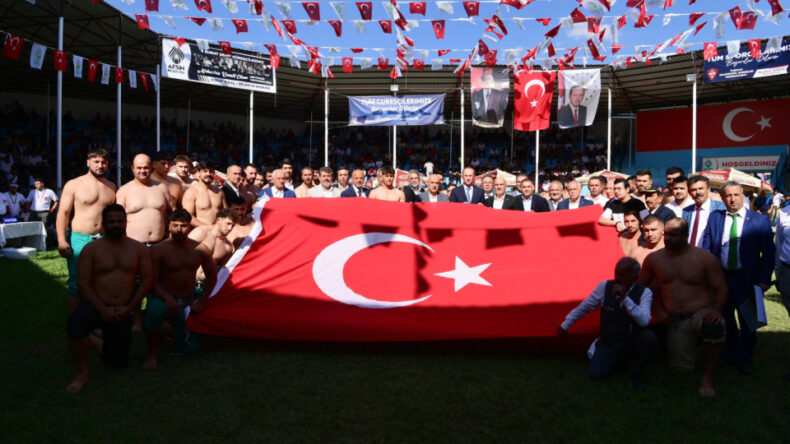Er Meydanında Heyecan: 47. Karakucak Güreş Festivali Coşkusu