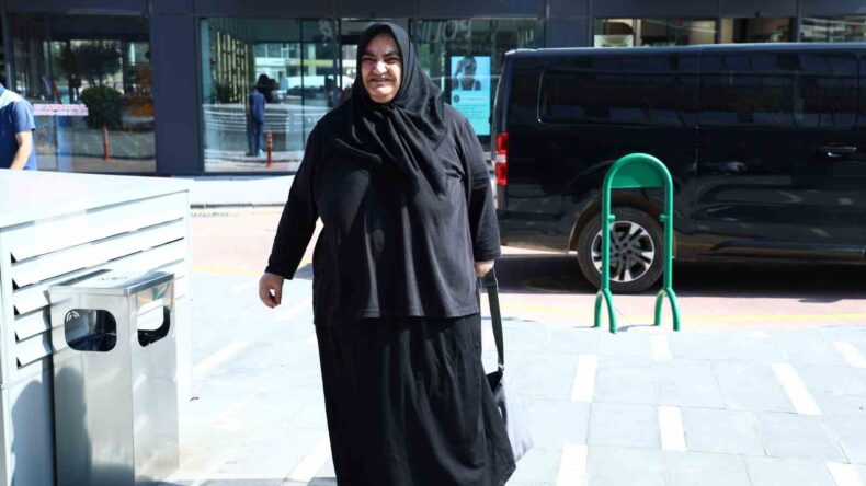 240 kiloluk kadın sedye ile acile getirilmişti: 90 kilo verdi, hayata döndü