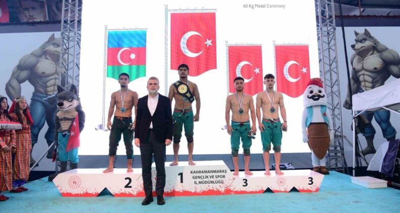 Altın kemer ve madalyalar Türk pehlivanların