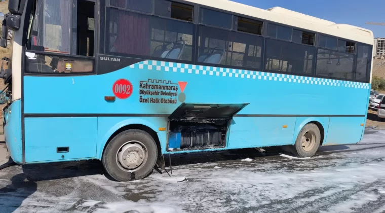 Kahramanmaraş’ta Halk Otobüsünde Yangın Paniği