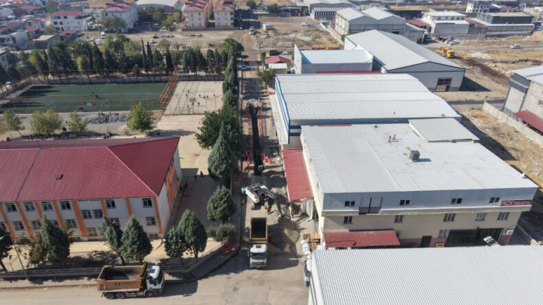 Genç Osman Mahallesi’nin Altyapısı Yenileniyor