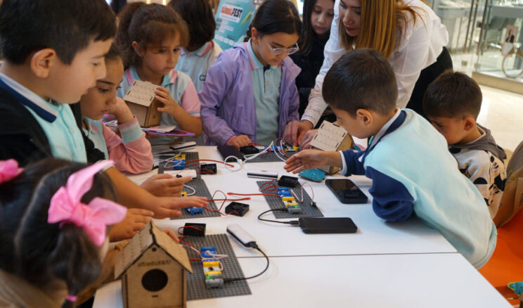 Bilim, Doğa ve Teknoloji Buluştu: SÜRBİLFEST Başladı