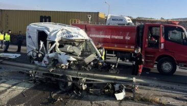 Narlı Otoyolunda Feci Kaza: 1 Ölü, 1 Yaralı