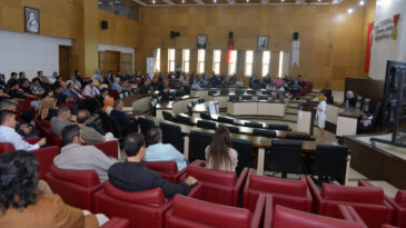 Büyükşehir Personeline “Stres Yönetimi ve Beden Dili” Eğitimi