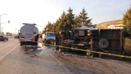 Yakıt tankerine çarpan kamyonetin sürücüsü hayatını kaybetti