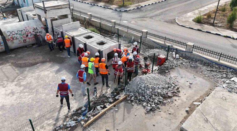 Öğretmenlere arama kurtarma eğitimi