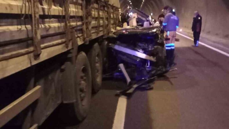 Tünelde trafik kazası: 1 ölü, 4 yaralı