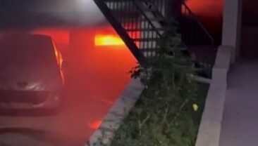 Kahramanmaraş’ta elektrikli otomobil alev alev yandı