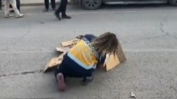 Otomobilin çarptığı çocuk hayatını kaybetti