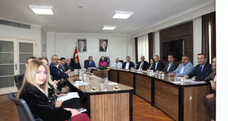 İSTİKLAL ÜNİVERSİTESİNDE REKOR PROMOSYON ANLAŞMASI