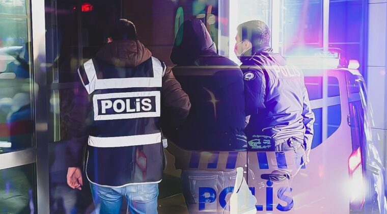 Kahramanmaraş’ta 13 ve 22 yıl hapis cezasıyla aranan hükümlüler yakalandı