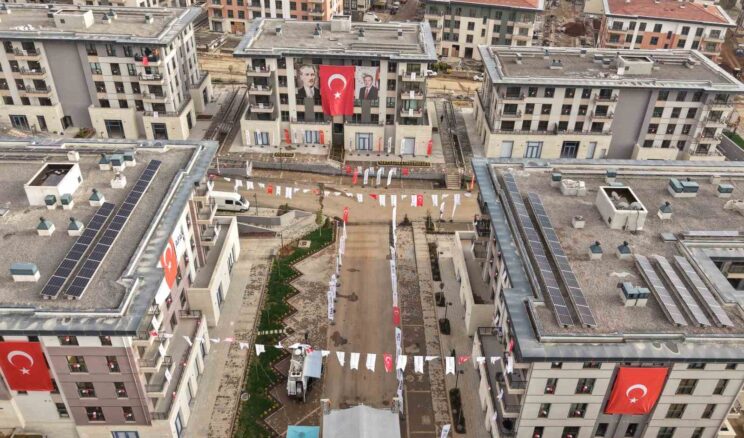 Kahramanmaraş’ta depremzedeler bir bir evlerine kavuşuyor