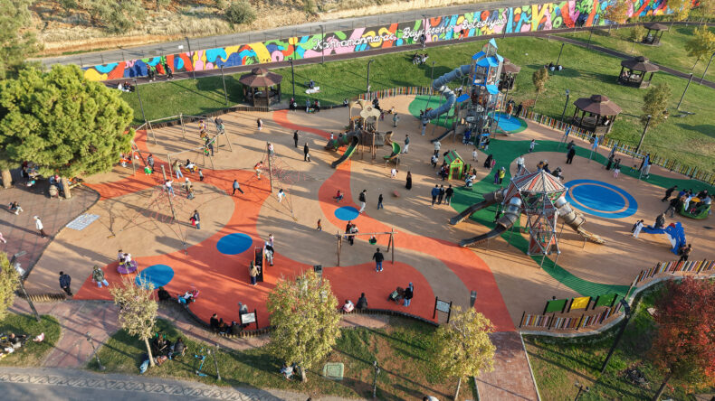 Aliya İzzetbegoviç Millet Bahçesi Yenilenen Yüzüyle Beğeni Topluyor